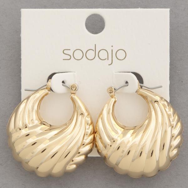 SODAJO PUFFY HOOP METAL EARRING