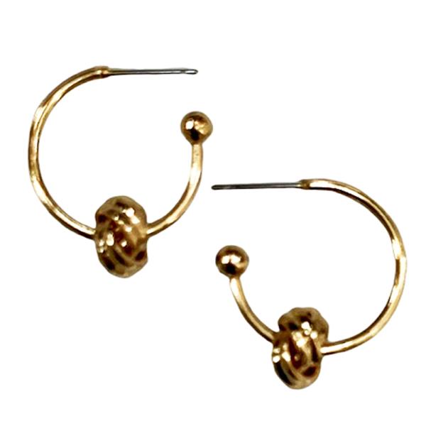 METAL BALL C HOOP EARRING