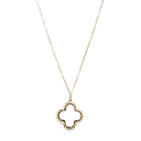 CLOVER PENDANT NECKLACE