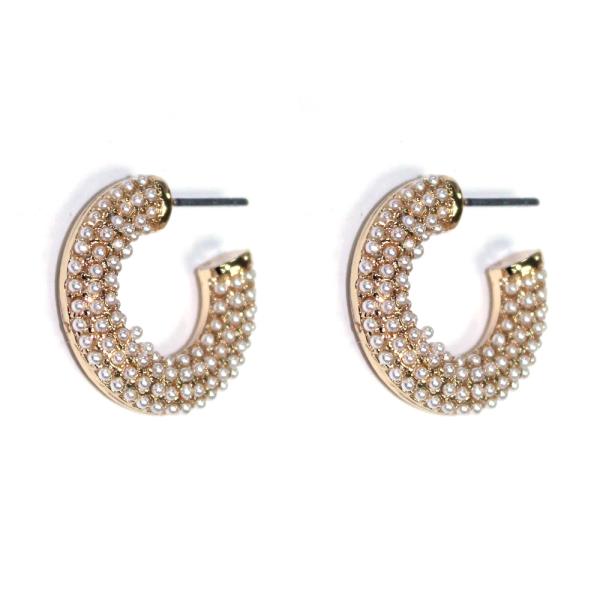 PEARL C HOOP EARRING