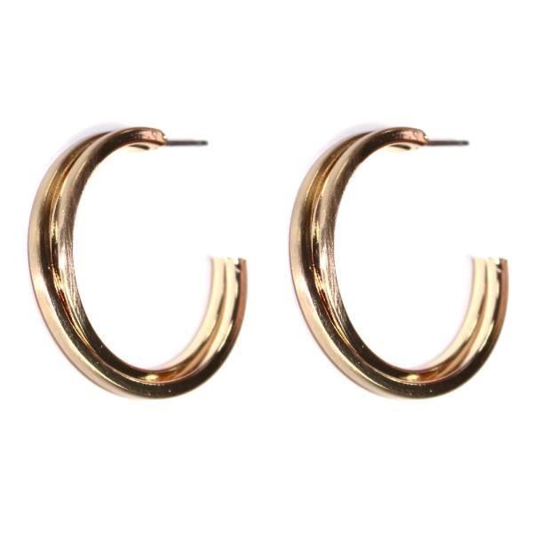 PUFFY C HOOP EARRING