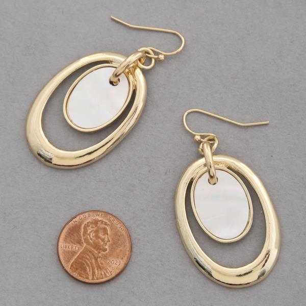 MOTHER OF PEARL OVAL DANGLE METAL EARRING