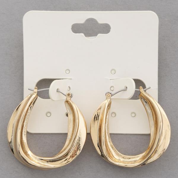 METAL HOOP EARRING