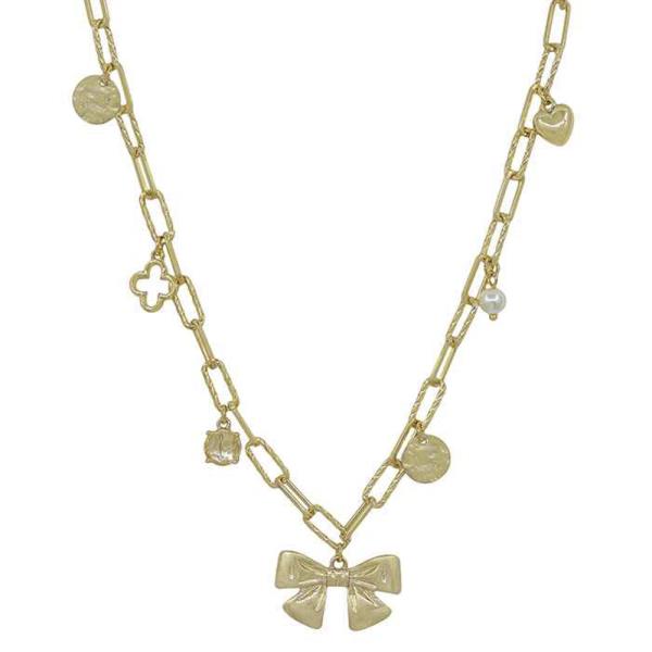 MULTI CHARMS RIBBON, PEARL, CLOVER SHORT NECKLACE