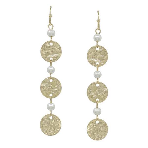 TEXTURED CIRCLE METAL WITH PEARL EARRING