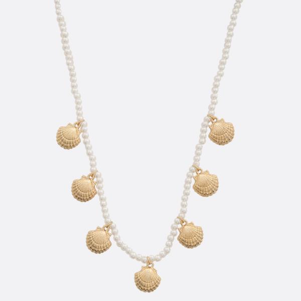 SEASHELL PEARL BEAD STATION NECKLACE