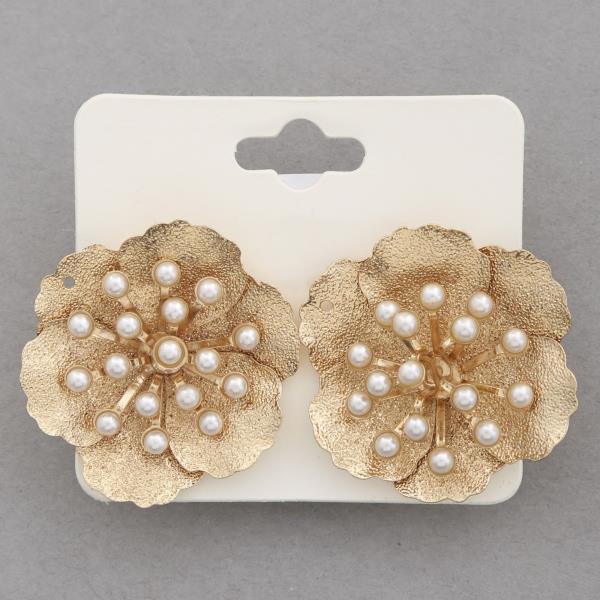 FLOWER PEARL BEAD METAL EARRING