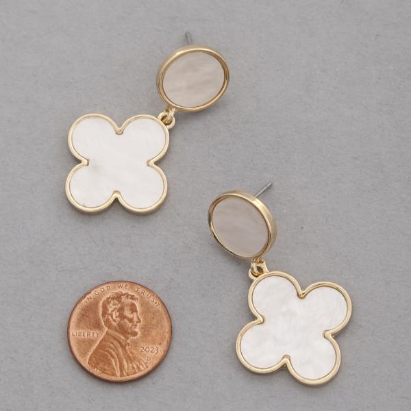 CLOVER CIRCLE LINK DANGLE EARRING