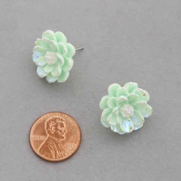 FLOWER SHAPE EARRING