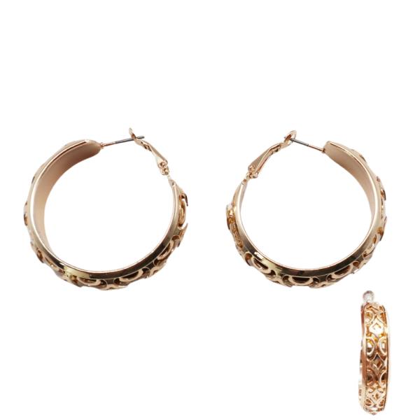 METAL HOOP EARRING