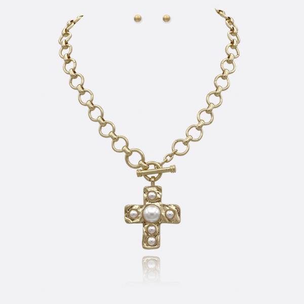 BOLD CROSS WITH PEARL NECKLACE