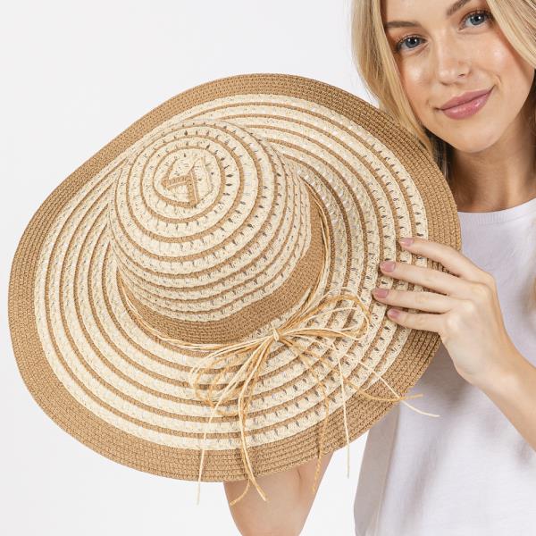 STRIPED PATTERN WIDE BRIM FLOPPY HAT