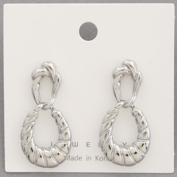 DOUBLE TEARDROP METAL DANGLE EARRING