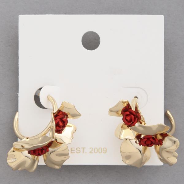 FLOWER EDGE OPEN HOOP EARRING