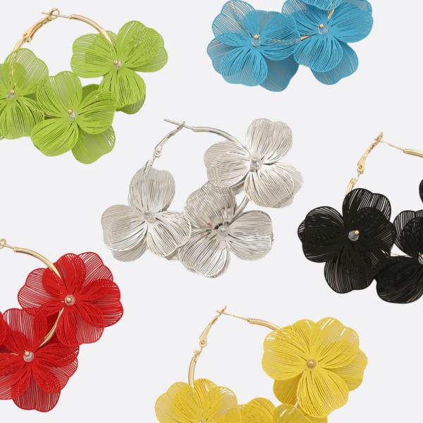 TRIPLE FLOWER HOOP EARRING