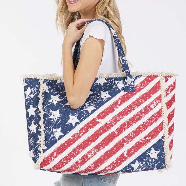 AMERICAN FLAG PATTERN FRINGE BAG