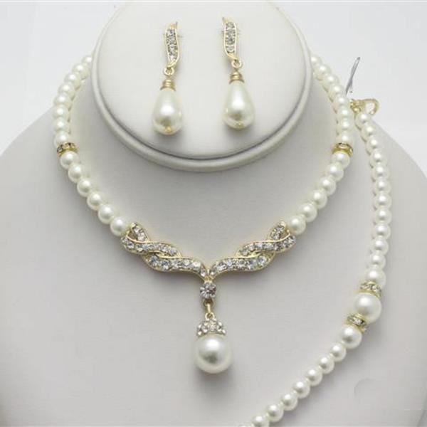 PEARL NECKLACE EARRING BRACELET SET