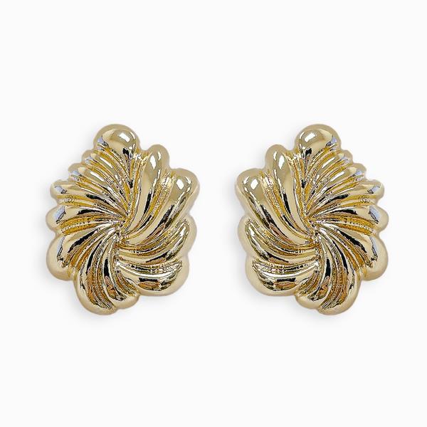 FLOWER SHAPE METAL EARRING