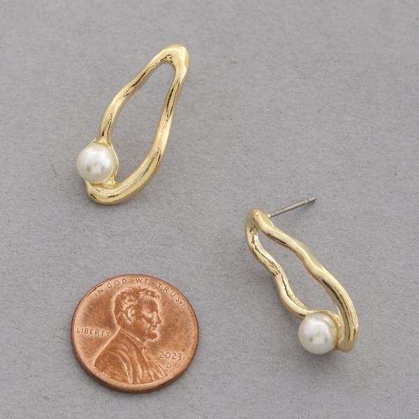 SODAJO ORGANIC SHAPE PEARL BEAD GOLD DIPPED EARRING