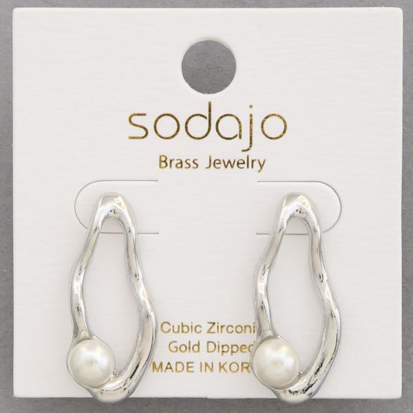 SODAJO ORGANIC SHAPE PEARL BEAD GOLD DIPPED EARRING