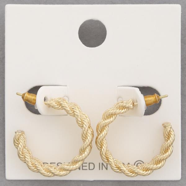 TWISTED OPEN HOOP METAL EARRING