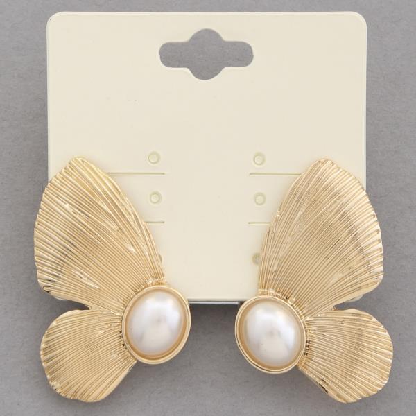 BUTTERFLY SHAPE PEARL BEAD METAL EARRING