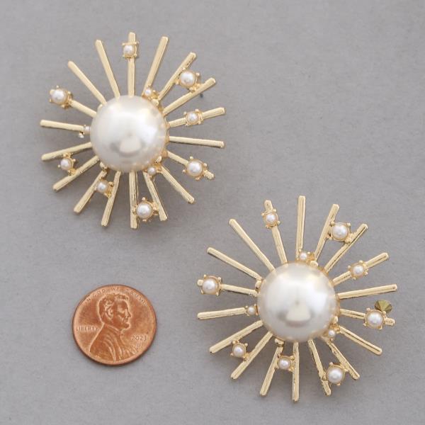 PEARL METAL EARRING