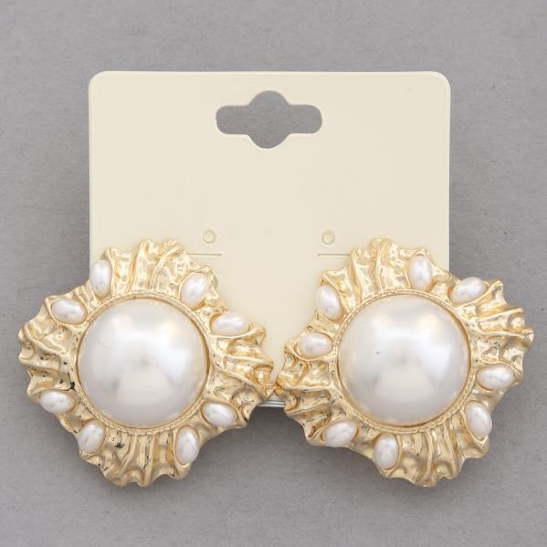 PEARL BEAD ROUND METAL EARRING