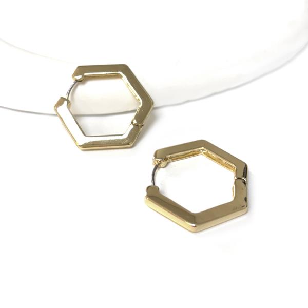 METAL HEXAGON HUGGIE EARRING