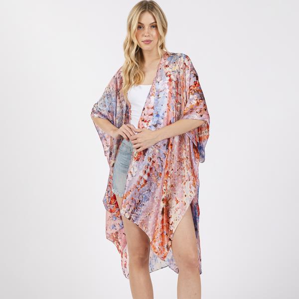 ABSTRACT PRINT SILKY FEEL KIMONO