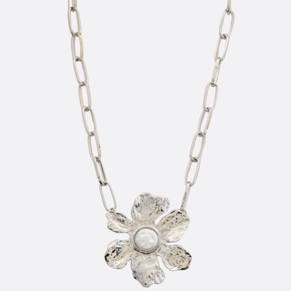 SDJ PEARL CENTER FLOWER PENDANT METAL NECKLACE