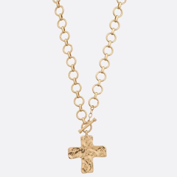 SDJ HAMMERED METAL CROSS PENDANT TOGGLE CLASP NECKLACE