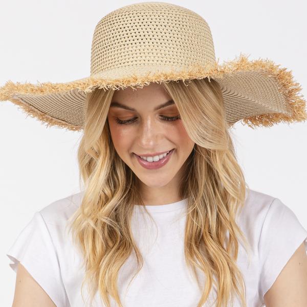 FRAYED EDGE FLOPPY STRAW HAT