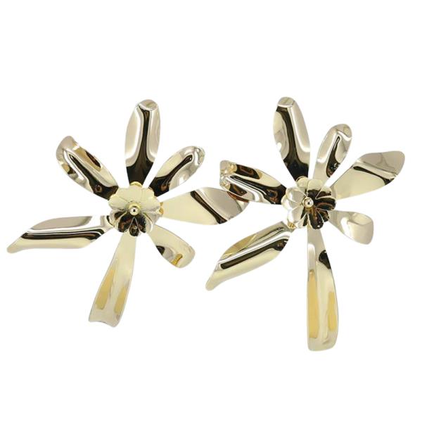 WIDE METAL FLOWER POST EARRING