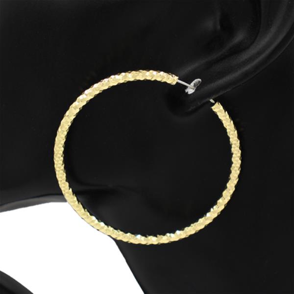 TEXTURED METAL HOOP EARRING