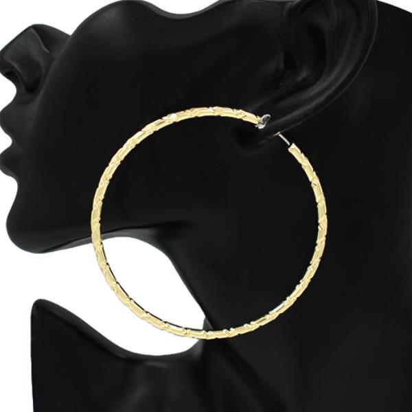 HOOP METAL EARRING