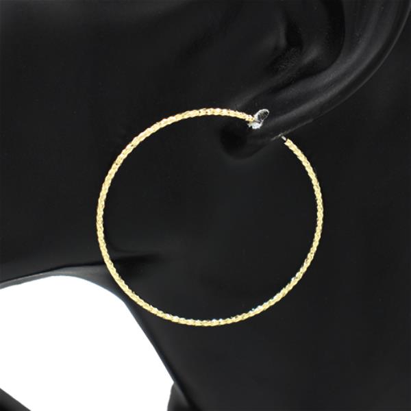 TEXTURED METAL HOOP EARRING