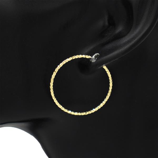 METAL HOOP EARRING