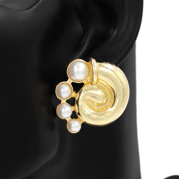 SWIRL PEARL BEAD METAL EARRING