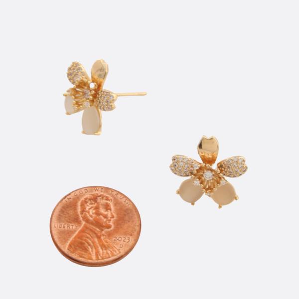 SODAJO FLOWER STUD GOLD FILLED EARRING