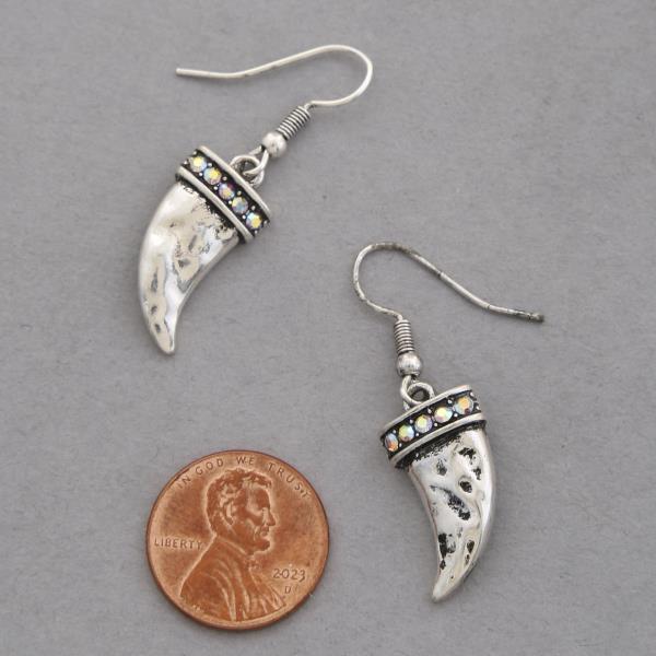 METAL DANGLE EARRING