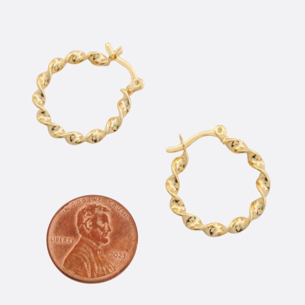 SODAJO TWISTED LINK GOLD FILLED EARRING