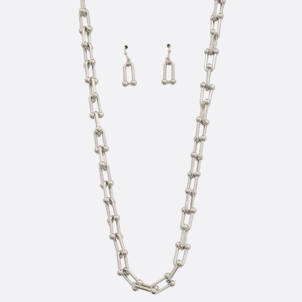 U SHAPE LINK METAL NECKLACE