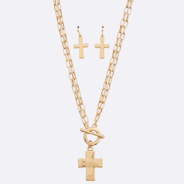 CROSS PENDANT OVAL LINK TOGGLE CLASP METAL NECKLACE