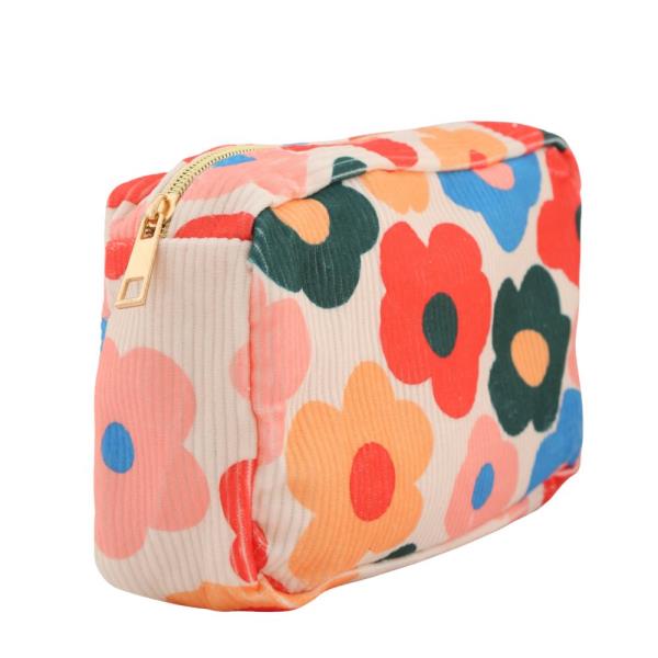 CUTE FLOWER PATTERN POUCH