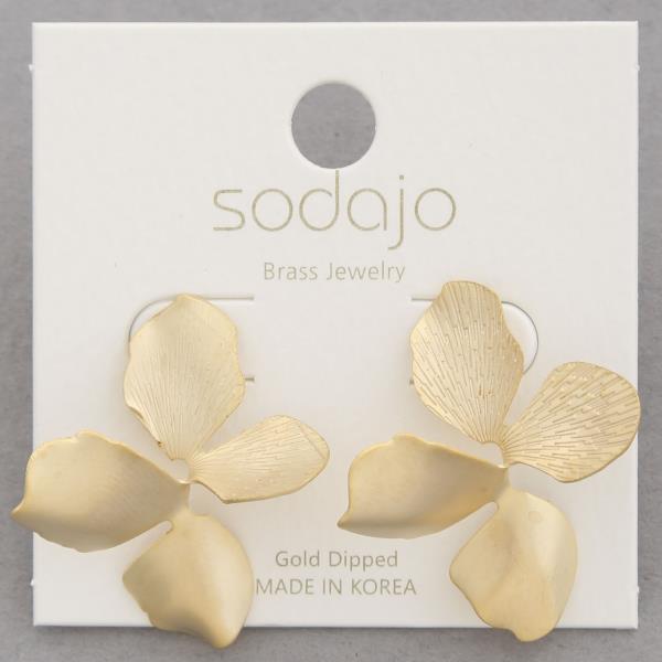 SODAJO FLOWER GOLD DIPPED EARRING