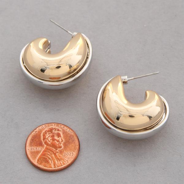 TWO TONE METAL EARRING