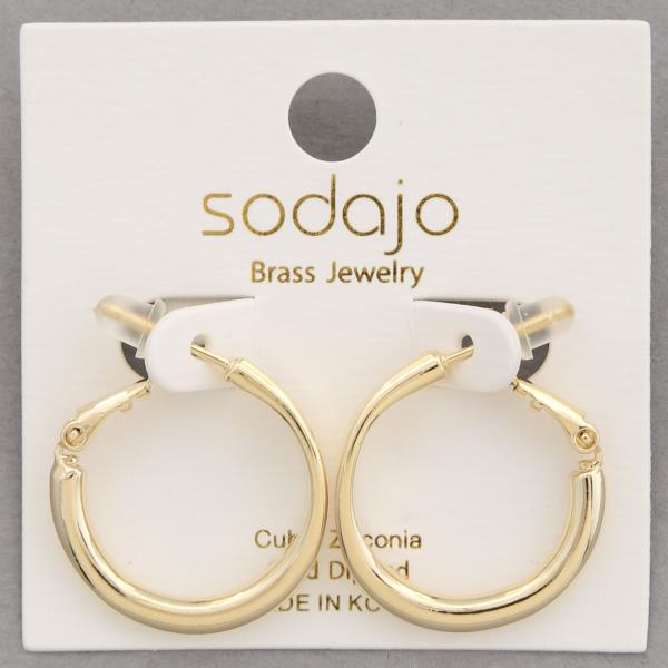 SODAJO ORGANIC SHAPE GOLD DIPPED EARRING