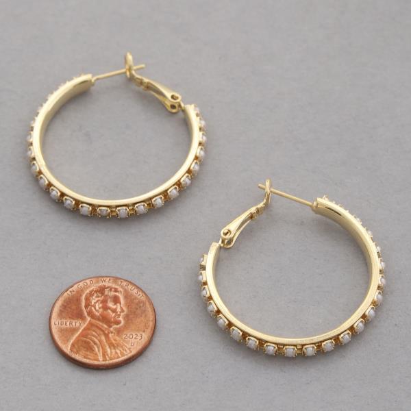 SODAJO PEARL EDGE GOLD DIPPED HOOP EARRING