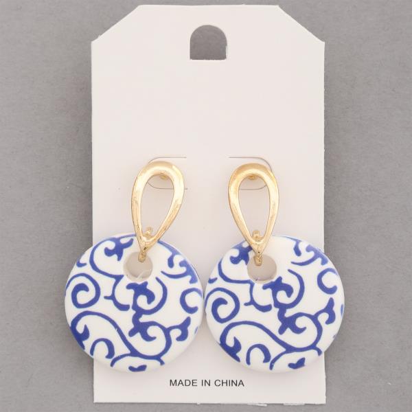 BLUE CERAMIC PRINT ROUND TEARDROP LINK EARRING